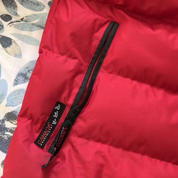 Canada Weather Gear winter puffer jacket - Picture 3 of 6